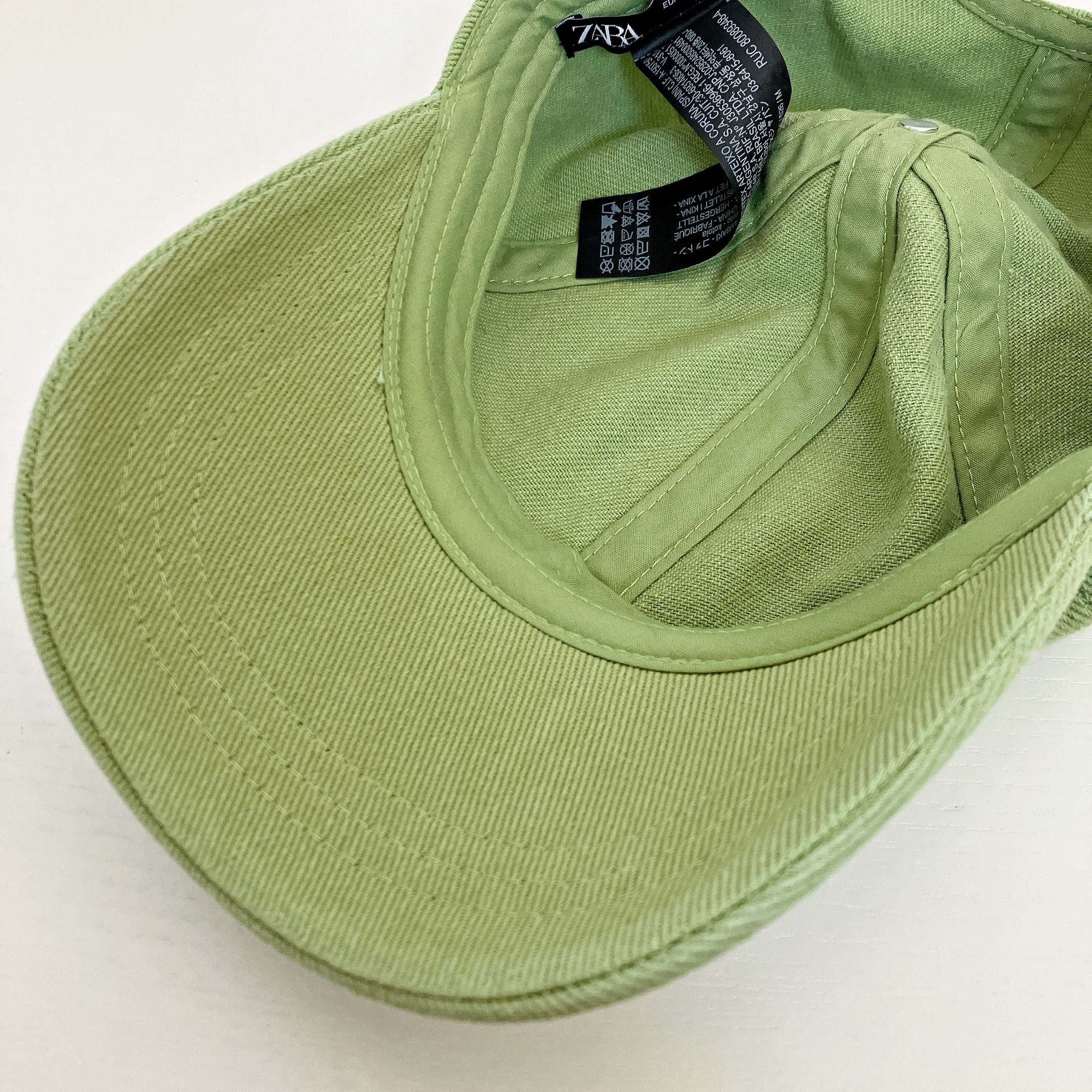 ZARA（ザラ）のおすすめファッションアイテム「ベーシック ツイル キャップ」