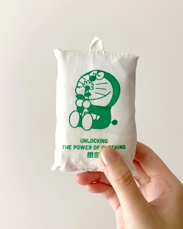 UNIQLO（ユニクロ）のおすすめのアイテム「ドラえもん サステナモード ポケッタブルバッグ」