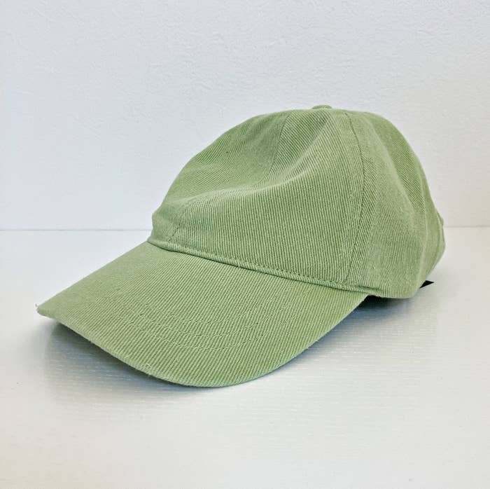 ZARA（ザラ）のおすすめファッションアイテム「ベーシック ツイル キャップ」