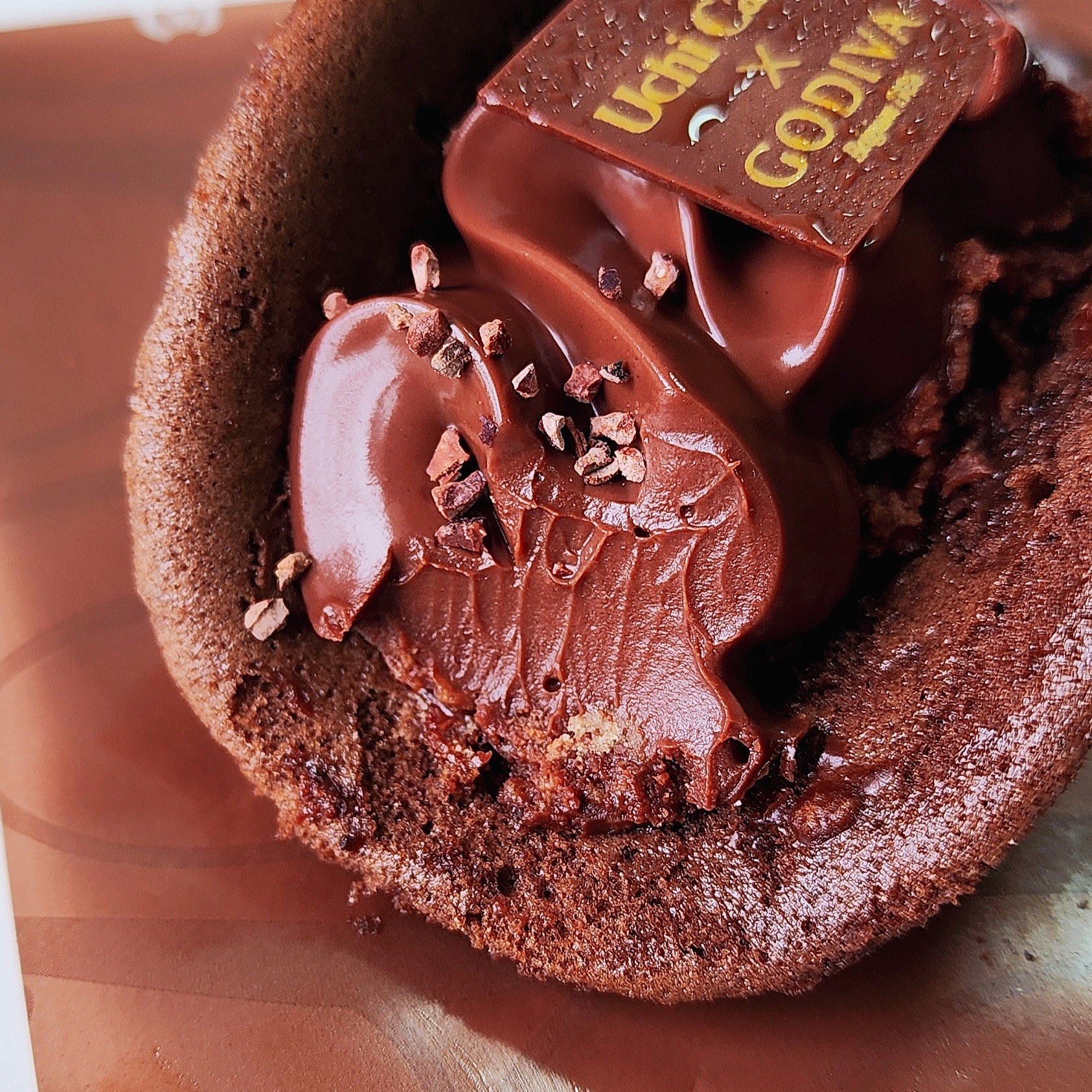 LAWSON(ローソン)のおすすめスイーツ「Uchi Café×GODIVA ショコラオムレット」