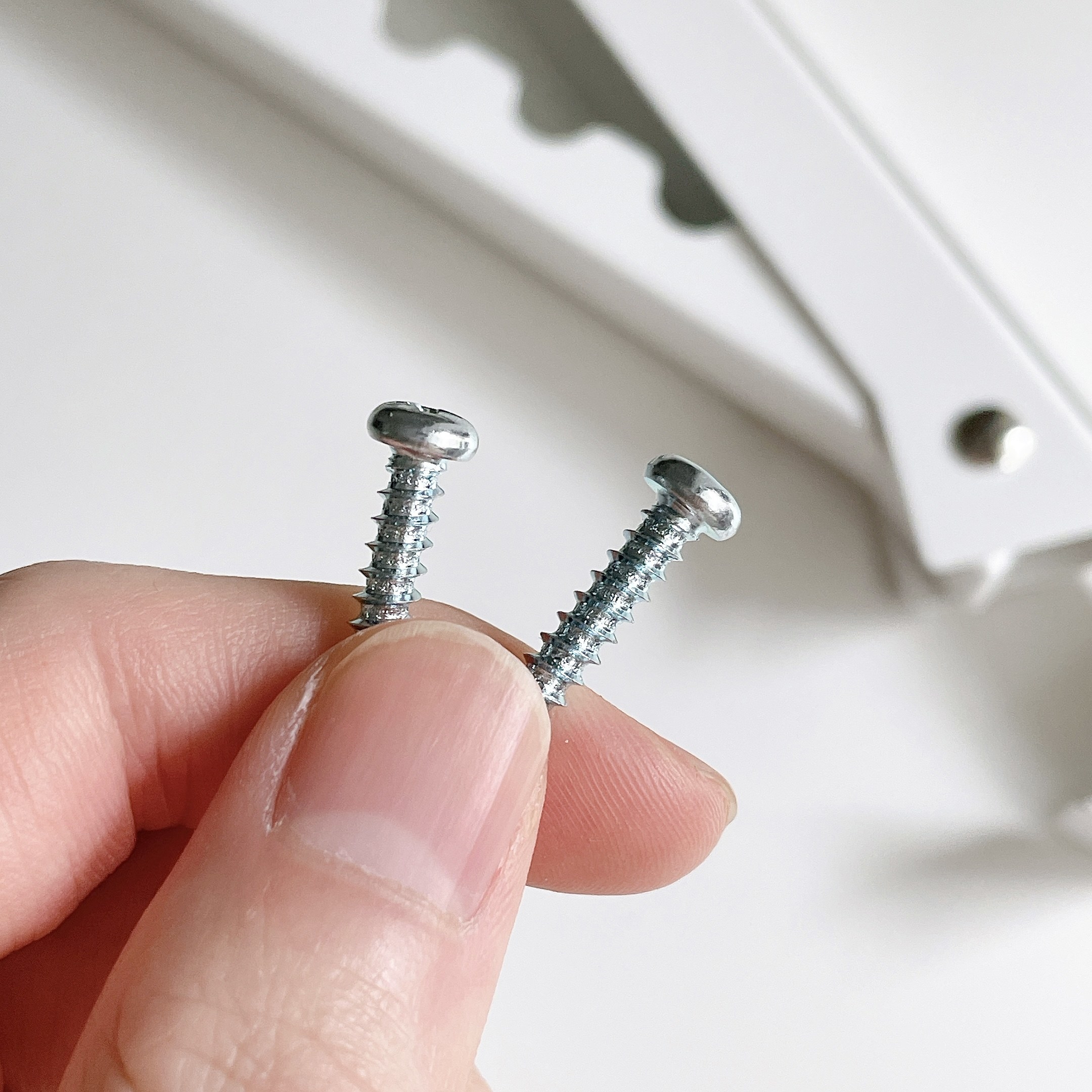 ハンズのおすすめの便利グッズ「山崎実業 タワー(tower) 使わない時は収納できるドアハンガー 5514 ホワイト」