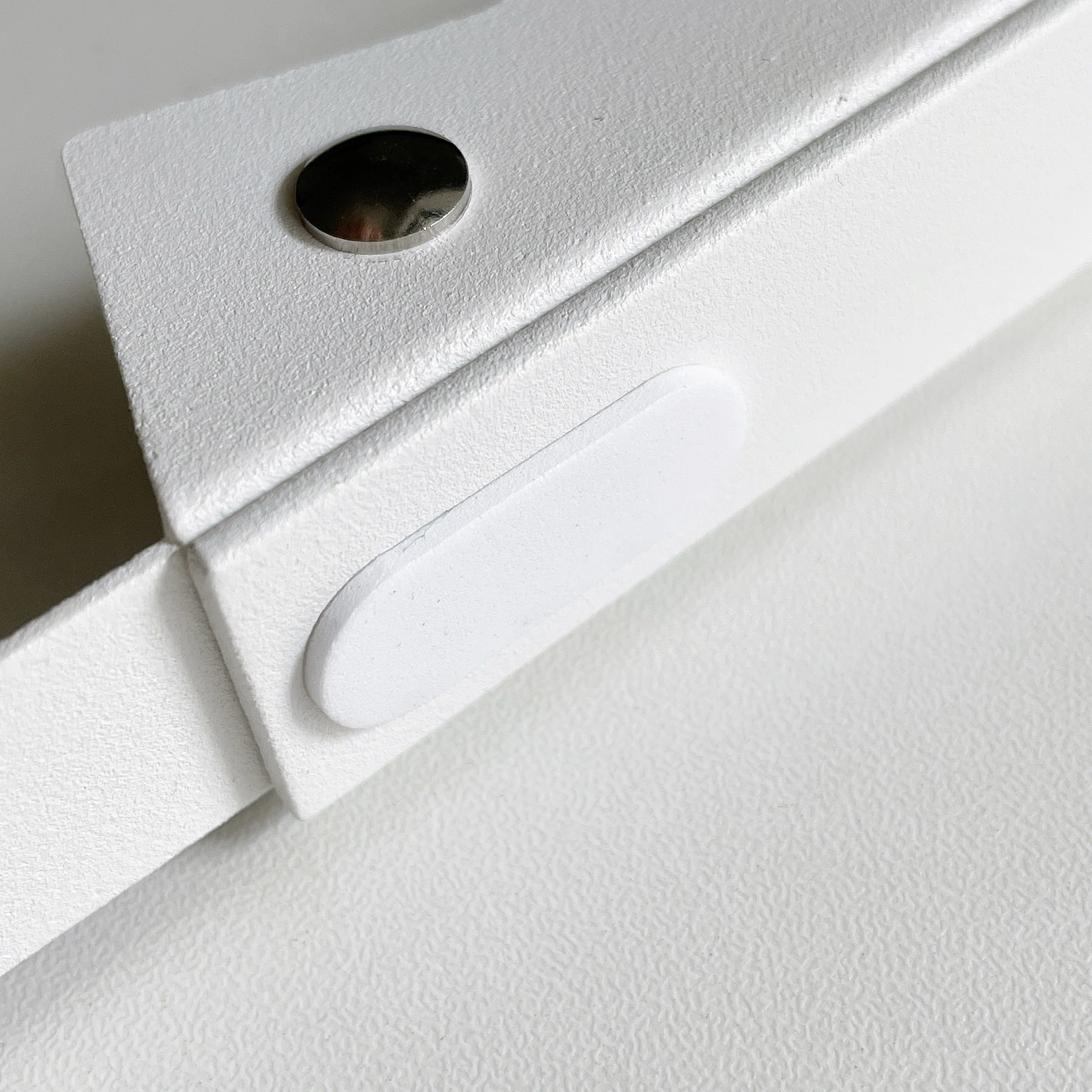 ハンズのおすすめの便利グッズ「山崎実業 タワー(tower) 使わない時は収納できるドアハンガー 5514 ホワイト」