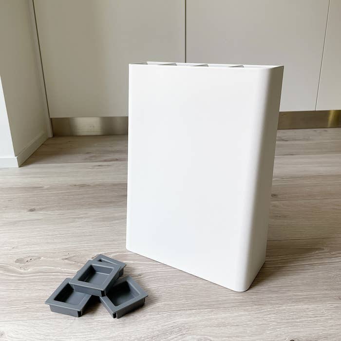 CAINZ(カインズ)のおすすめの便利グッズ「折りたたみ傘も置けるアンブレラスタンド」