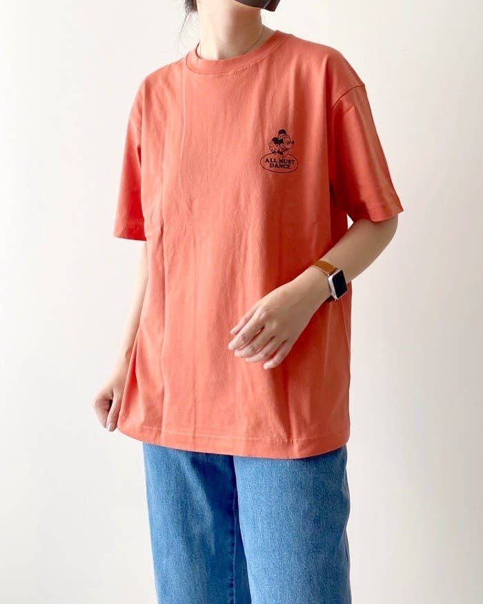 UNIQLO（ユニクロ）のおすすめアイテム「ディズニー グッド バイブス UT グラフィックTシャツ」