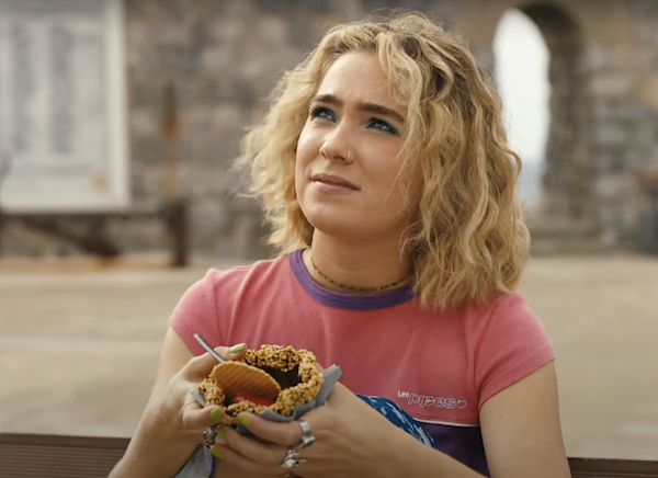 Haley Lu Richardson as Portia in &quot;The White Lotus&quot;