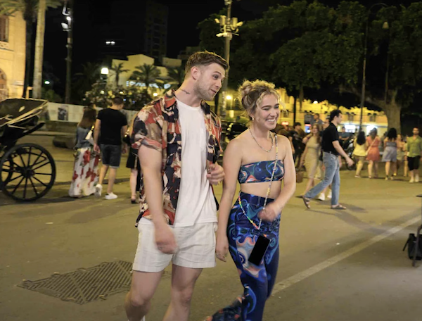 Screenshot from &quot;The White Lotus&quot;