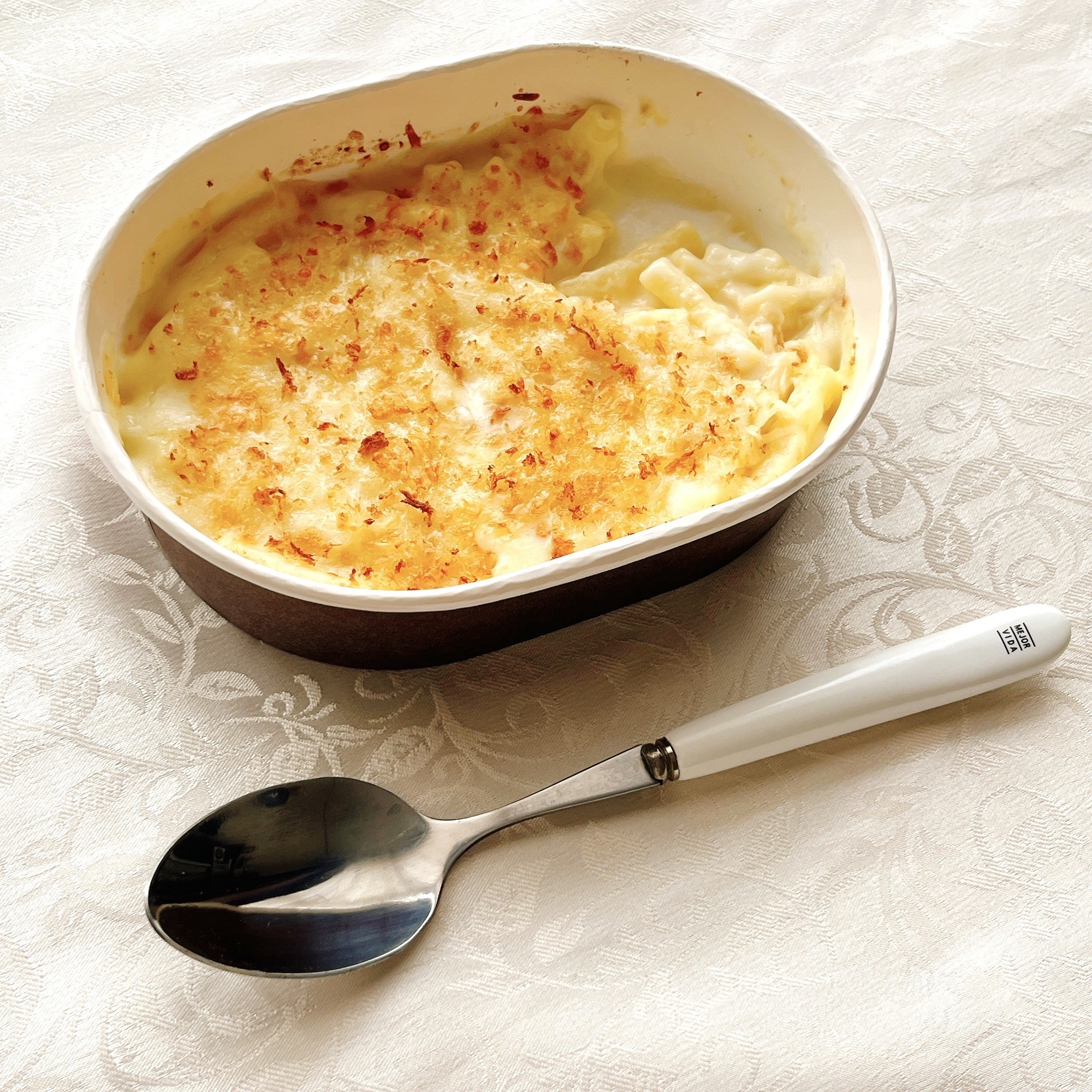 セブンイレブンのオススメのフード「マカロニグラタン」