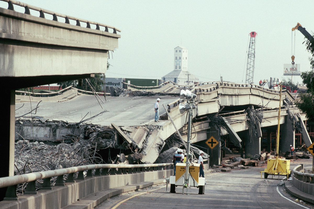 The collapsed Cypress Freeway in Oakland after the 1989 Loma Prieta earthquake