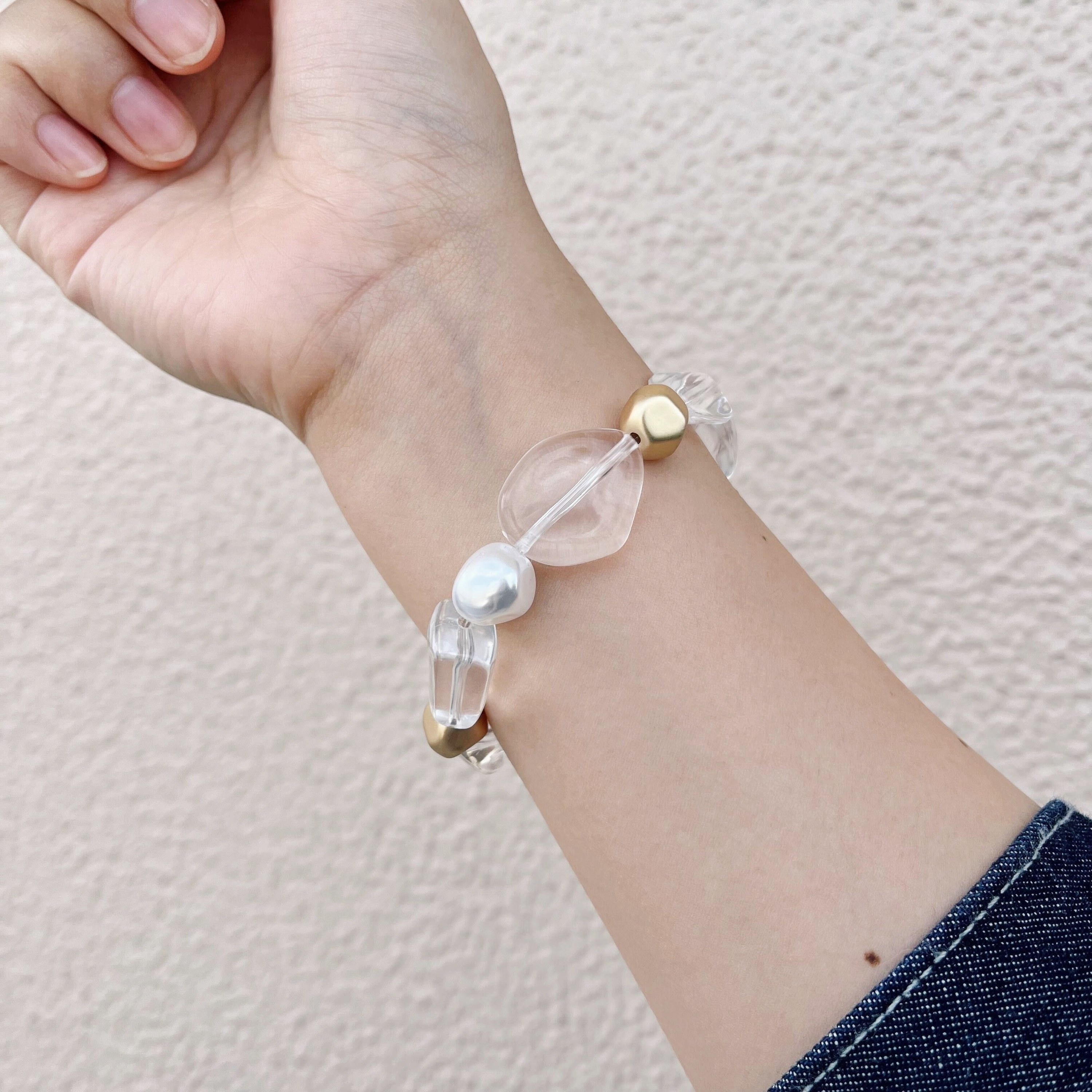 niko and&hellip;（ニコアンド）のオススメのアクセサリー「クリアブレスウォッチ」