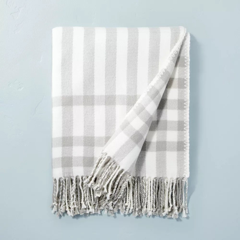 the gray and cream gingham blanket