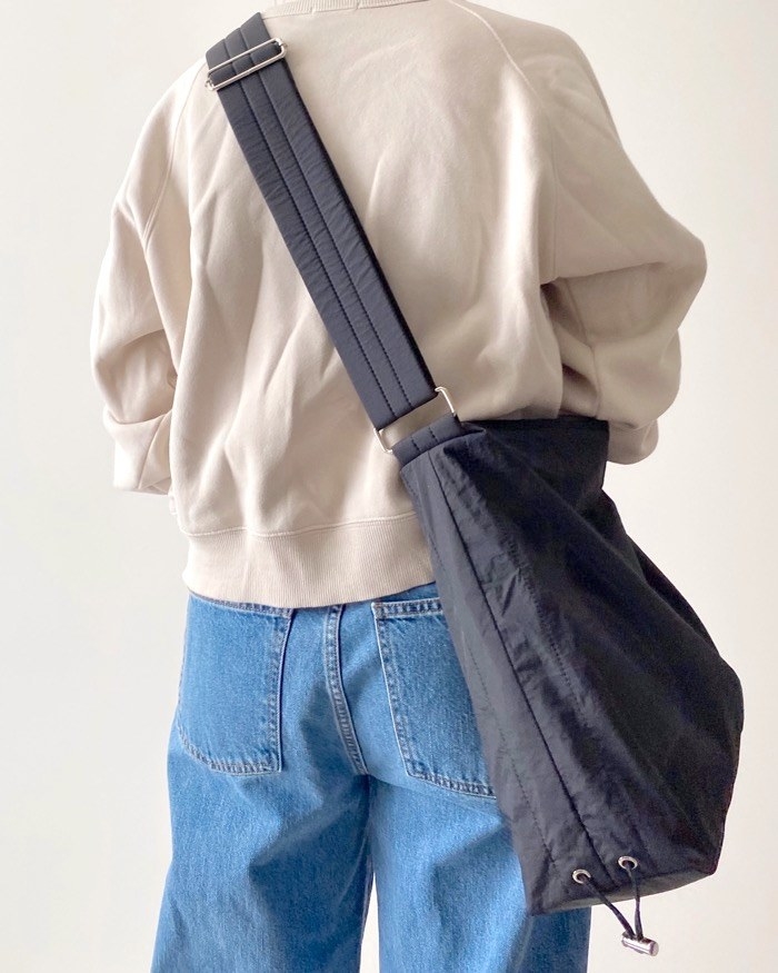 GLOBAL WORK（グローバルワーク）のおすすめのバッグ「撥水軽量変形ショルダー」