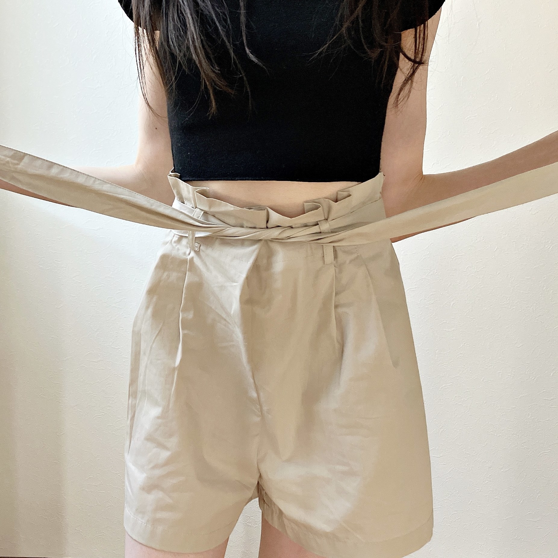 ZARA（ザラ）のおすすめボトムス「ペーパーバッグポプリン バミューダパンツ」