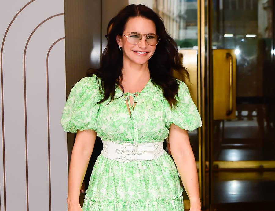 kristin davis green dress Kristin Davis for New Beauty Magazine. She looks gorgeous. : r/sexandthecity