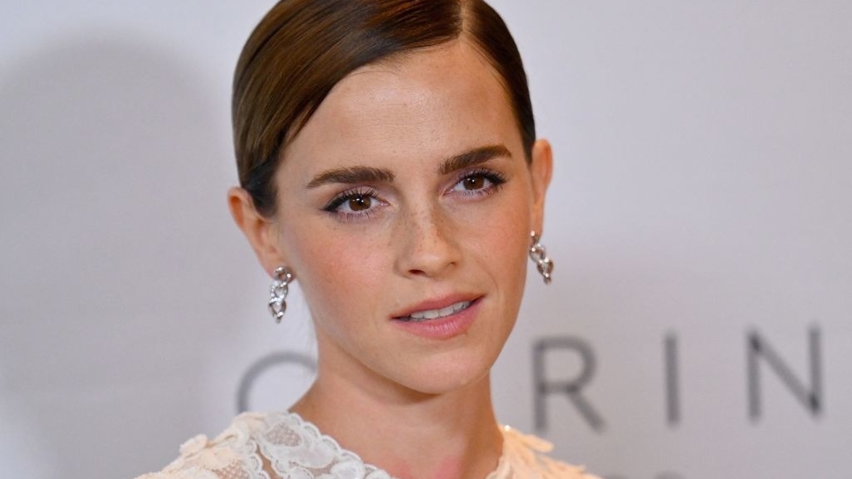 Emma Watson Shows Off Her Style In A Rare Selfie On Instagram