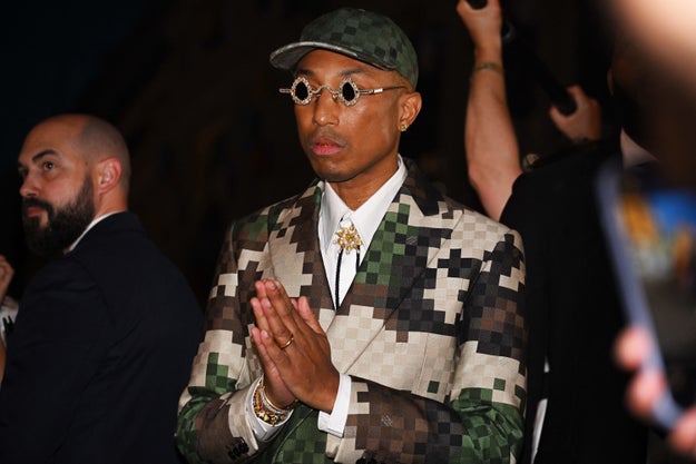 HypeNeverDies on X: LOUIS VUITTON Pixelated Pants And Jacket By PHARRELL  WILLIAMS First Look 👀  / X