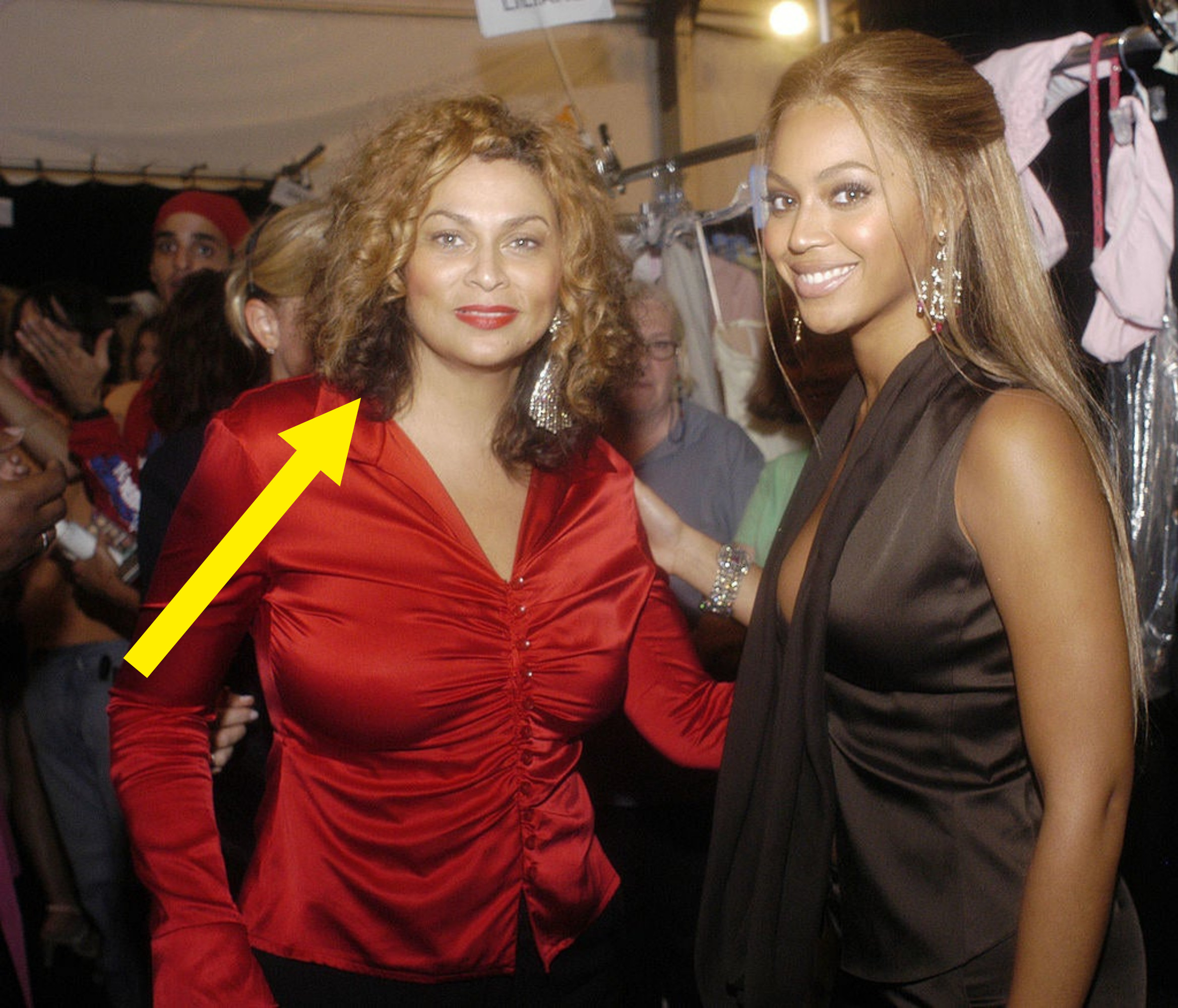 Tina Knowles and Beyoncé in 2003