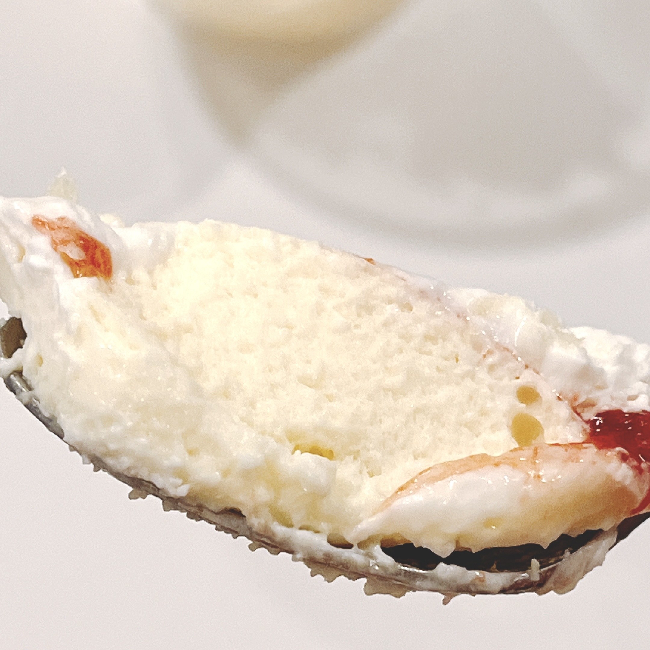 成城石井のおすすめスイーツ「ミルクレープのパルフェ カスタード＆ベリー」