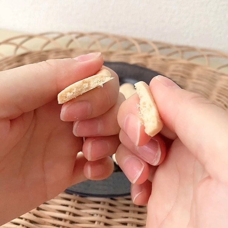 LAWSON（ローソン）のオススメのお菓子「プラントベースのココナッツビスケット 30g」