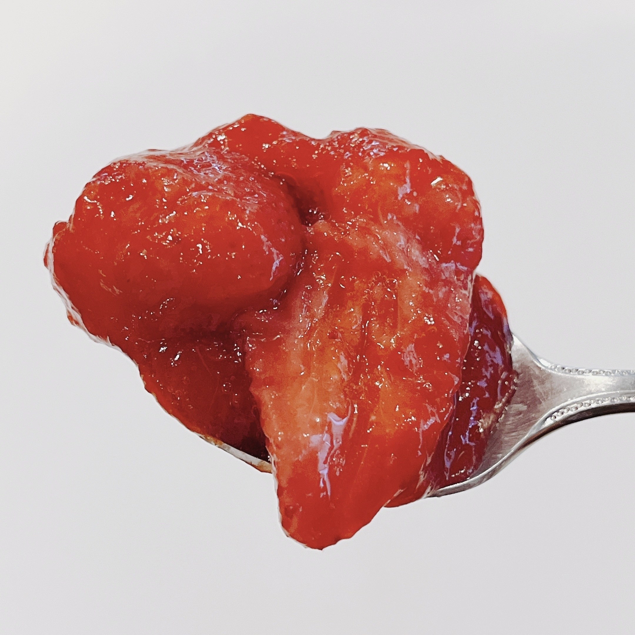 成城石井のおすすめスイーツ「​​苺づくしのベリーレアチーズ」