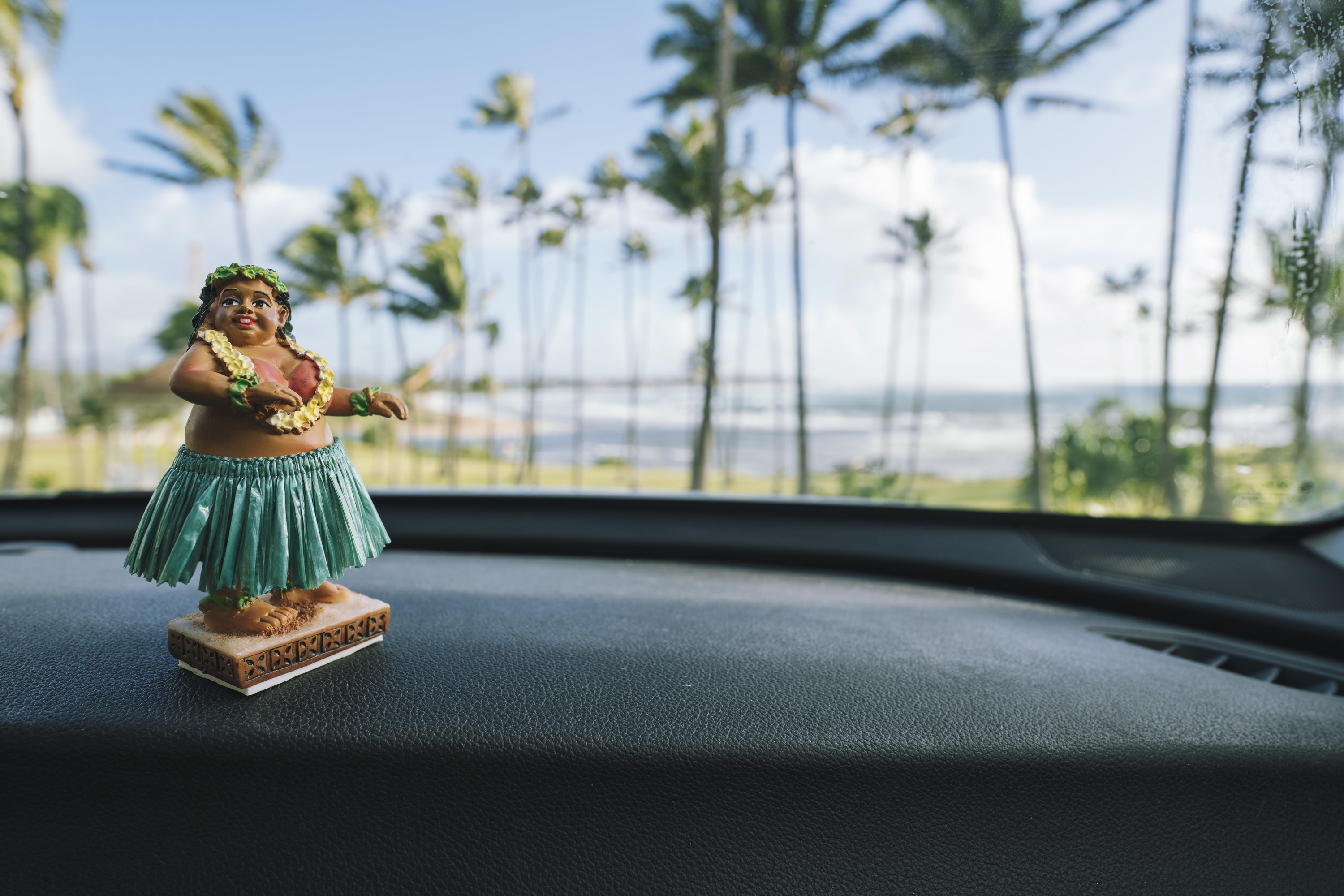A Hawaiian bobble dash ornament