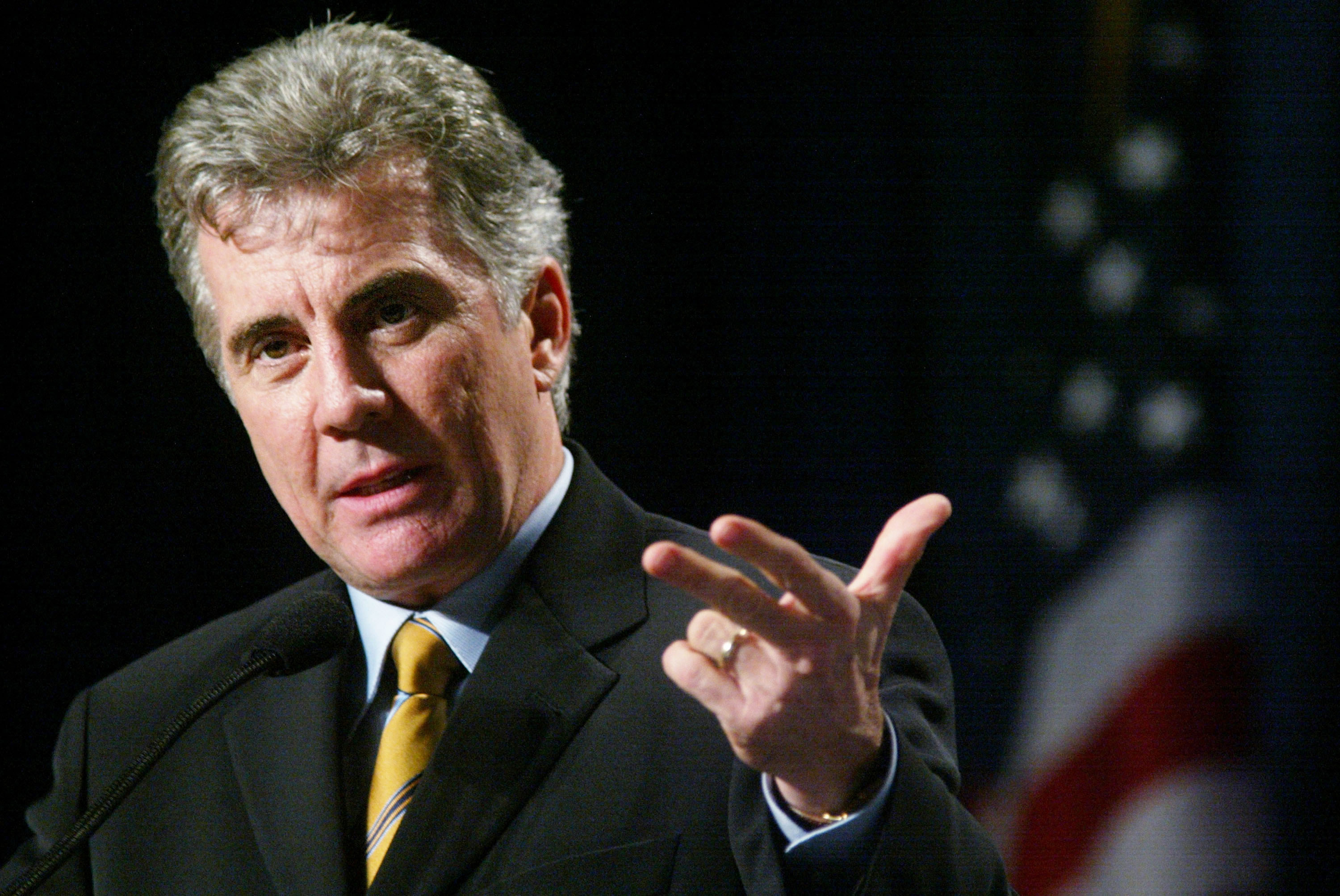 John Walsh America's Most Wanted