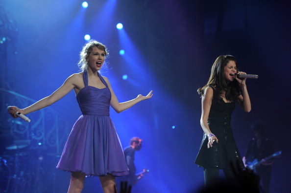 photo of Taylor Swift and Selena Gomez at the Speak Now tour