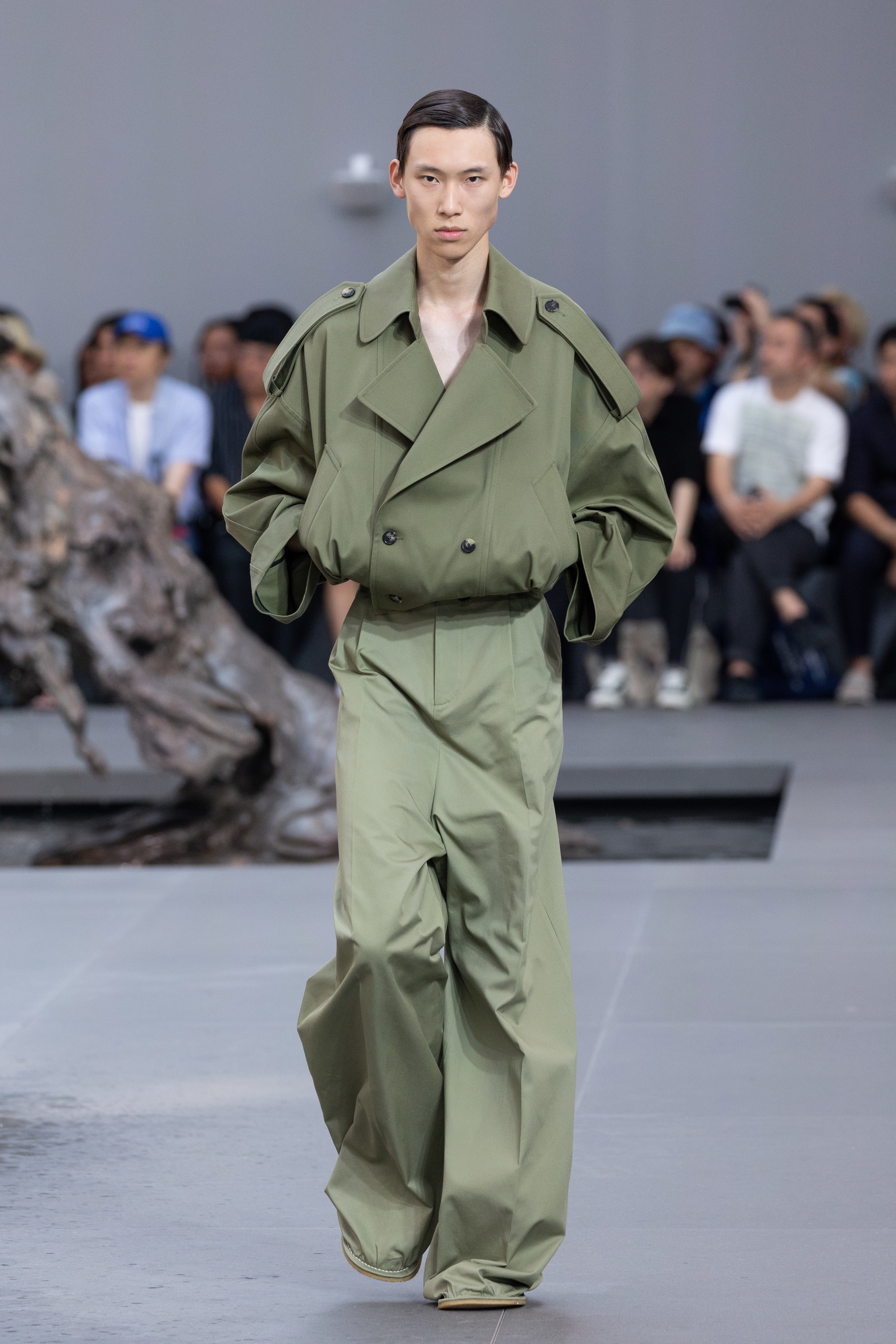 A model walks the runway during the Loewe Menswear Spring/Summer 2024 show as part of Paris Fashion Week