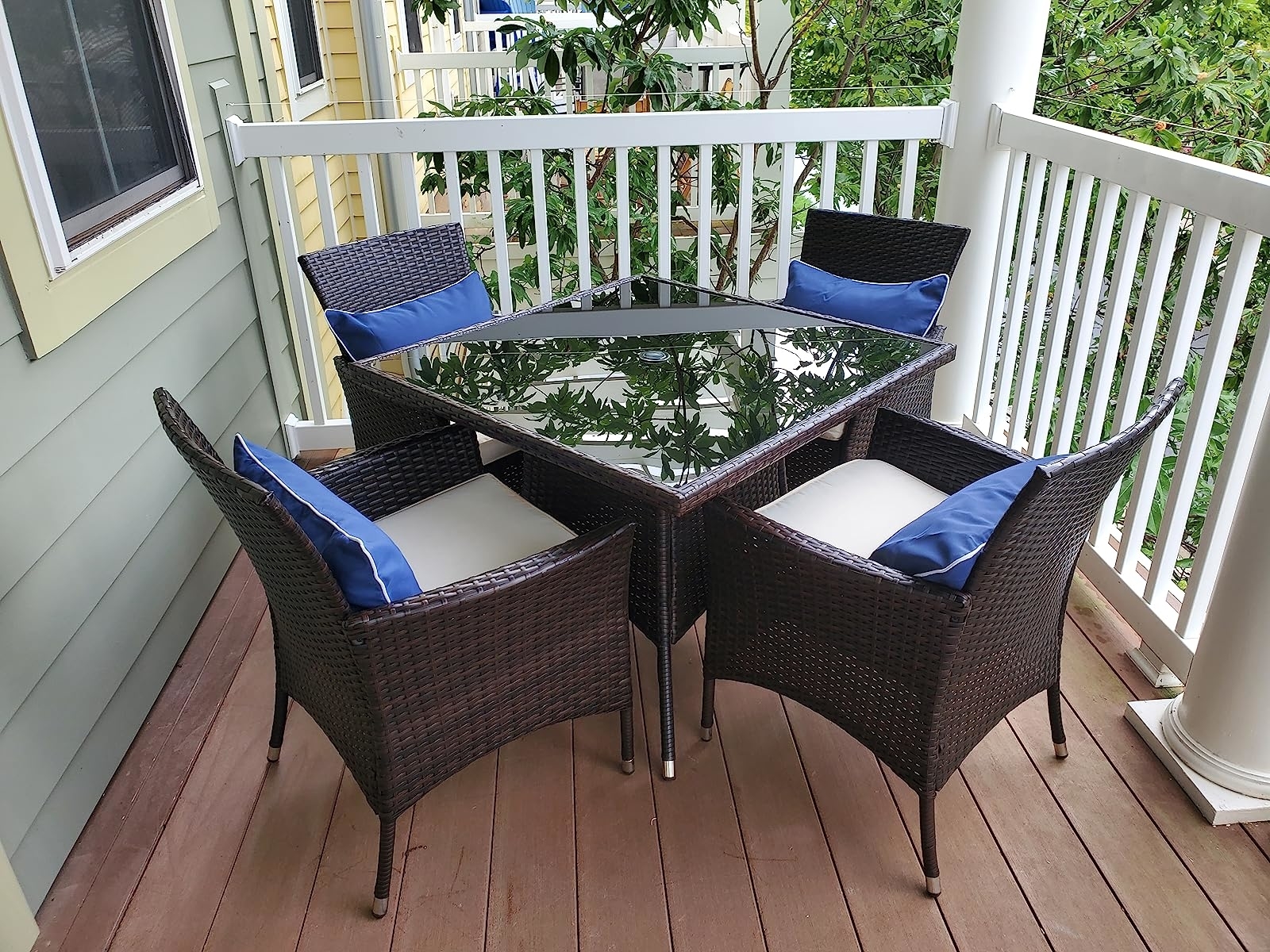 Reviewer image of the dining set on their balcony