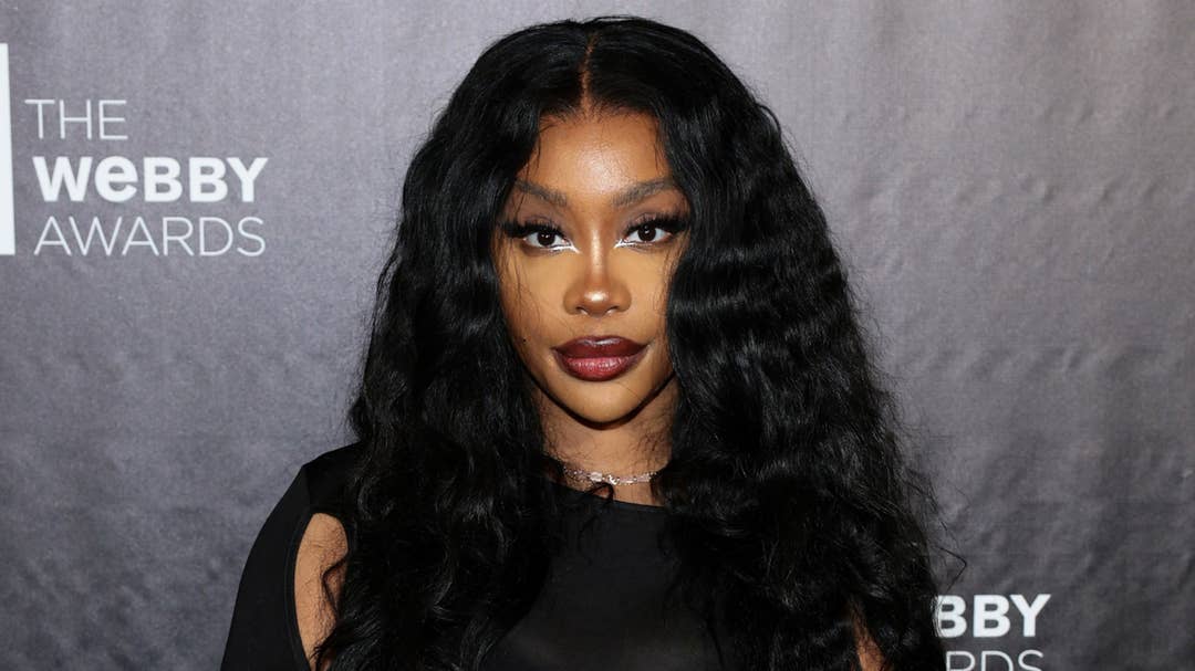 SZA Exposed Her Cheating ExBoyfriend During London Concert Complex