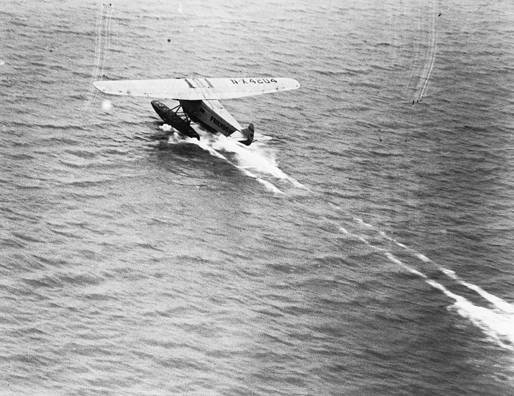 earhart&#x27;s plane taking off from the water
