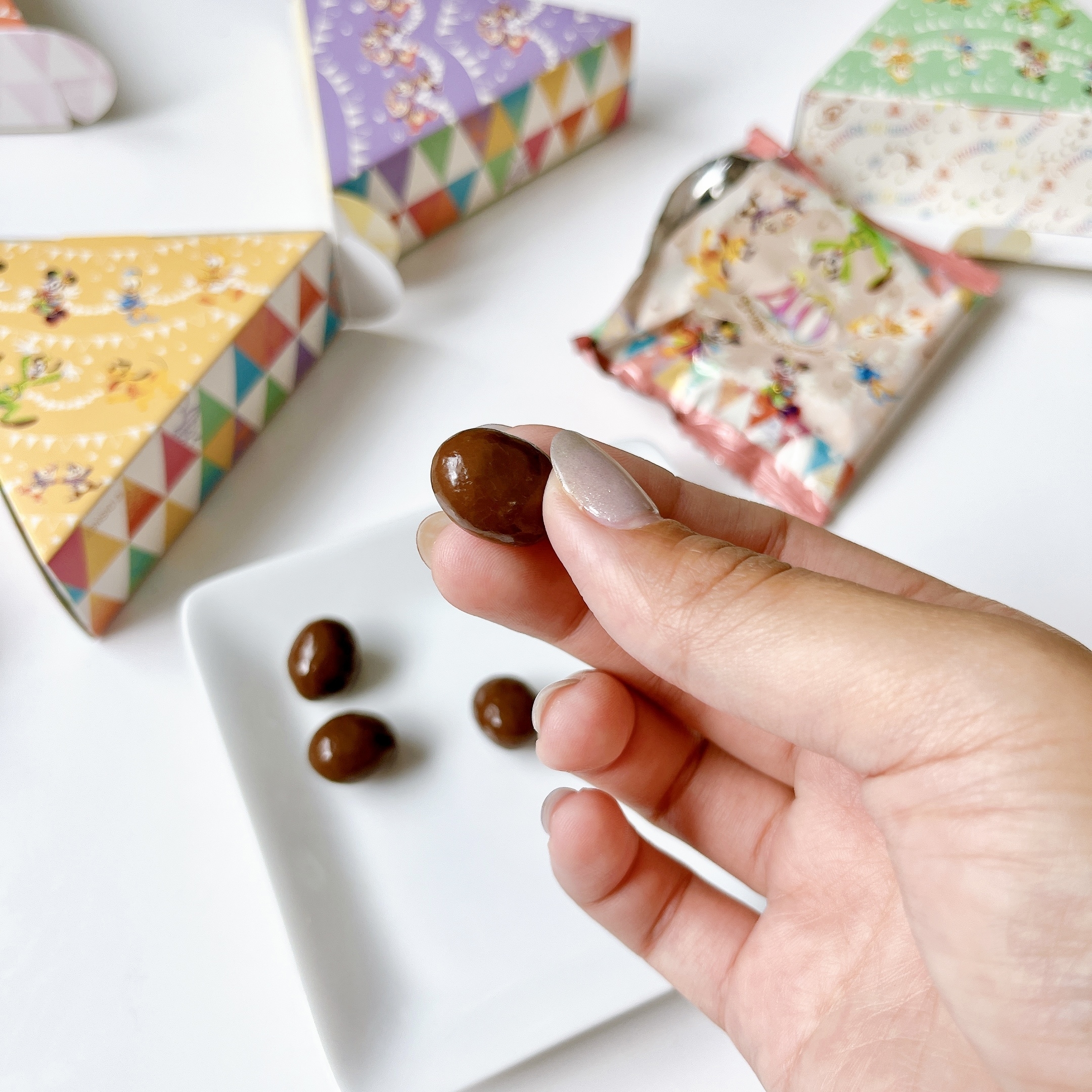 ディズニーランドのおすすめお土産「チョコレート 6箱」
