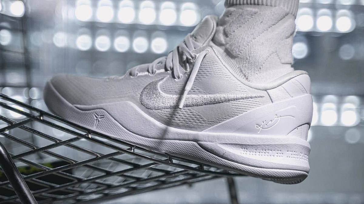 Voor type Afwijzen Uitrusten Here's How the 'Triple White' Nike Kobe 8 Protro Looks On-Feet | Complex
