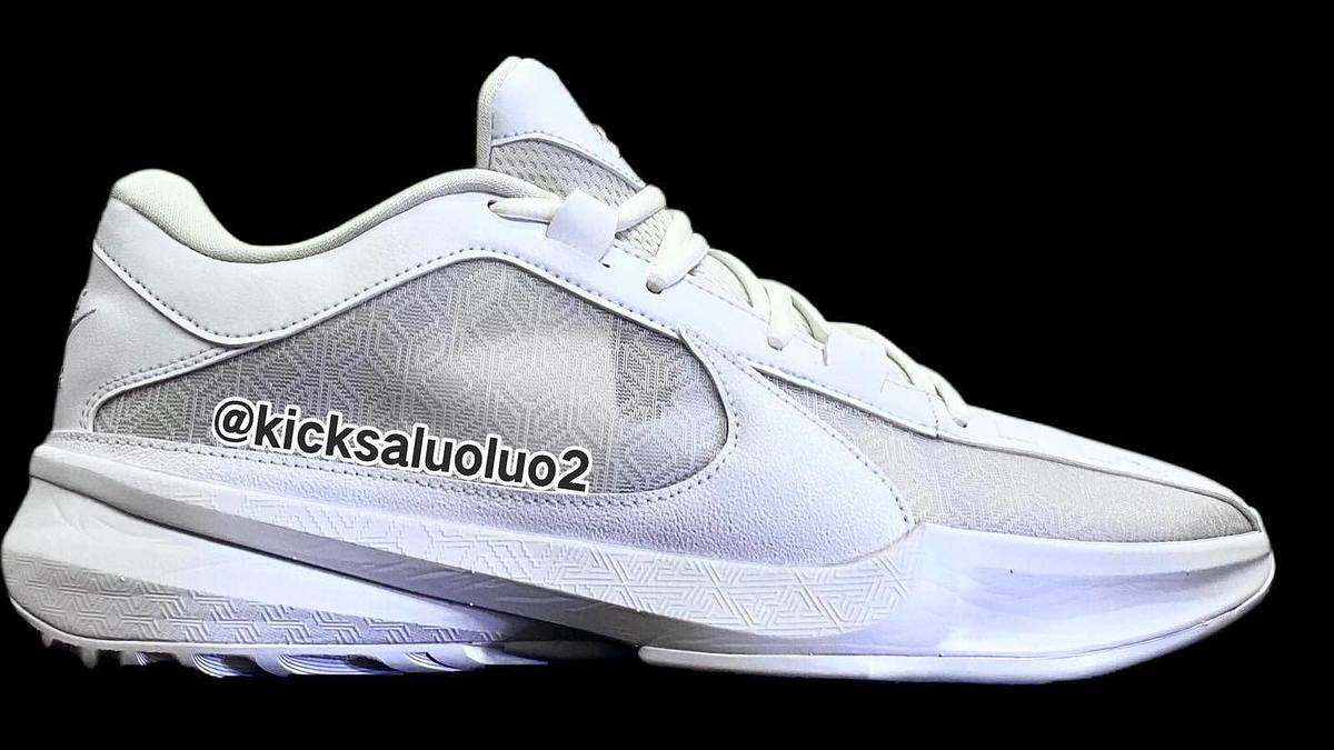 Giannis Antetokounmpo's 1st Nike Signature Shoe Appears to Leak on