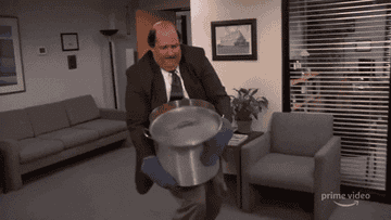 Kevin drops the chilli in &quot;The Office.&quot;