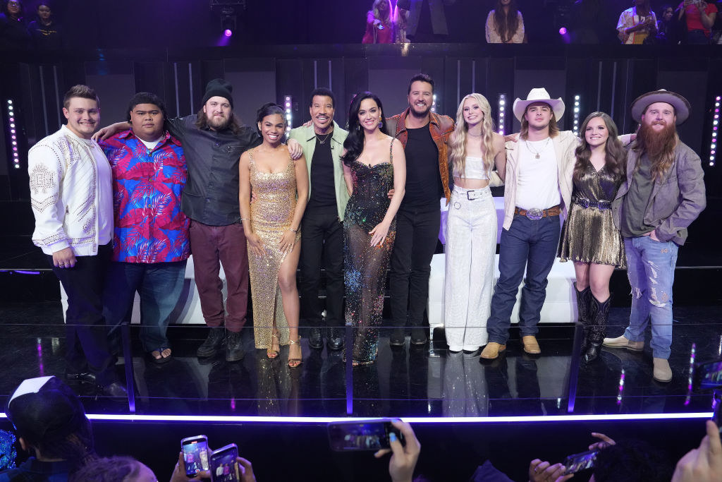 katy and the judges with the idol contestants