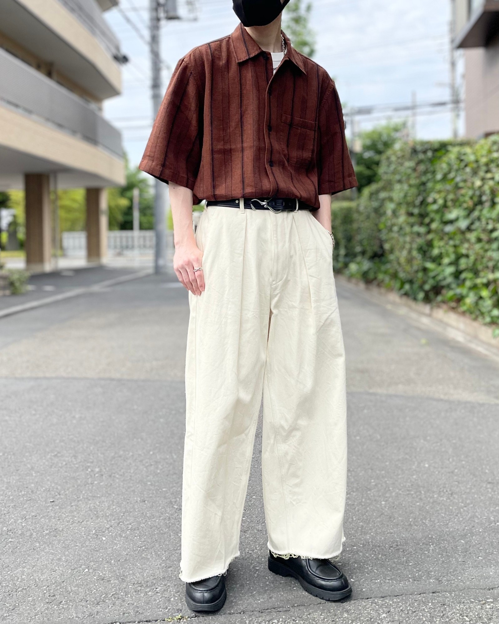 GU(ジーユー)のおすすめのメンズアイテム「リネンブレンドシャツ(5分袖)(ストライプ)」のコーディネート