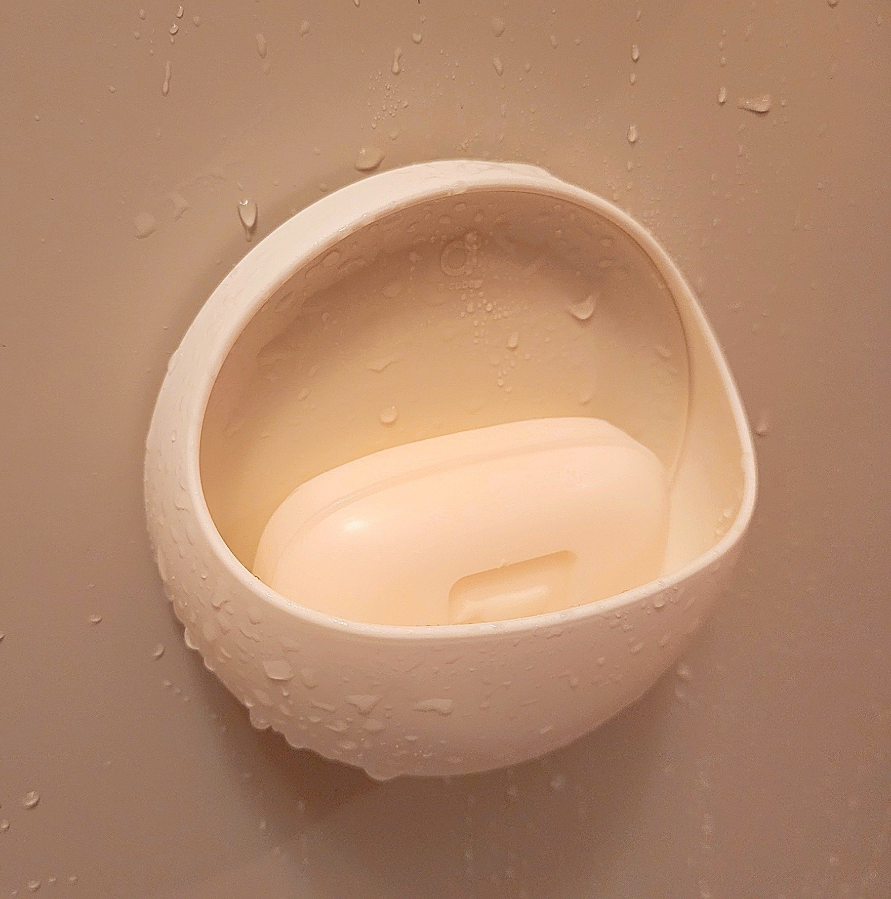 ニトリのおすすめ便利グッズ「吸盤せっけん置き バスポ(basupo)」