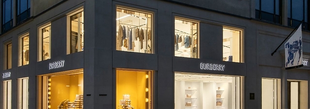 Burberry new london store sale