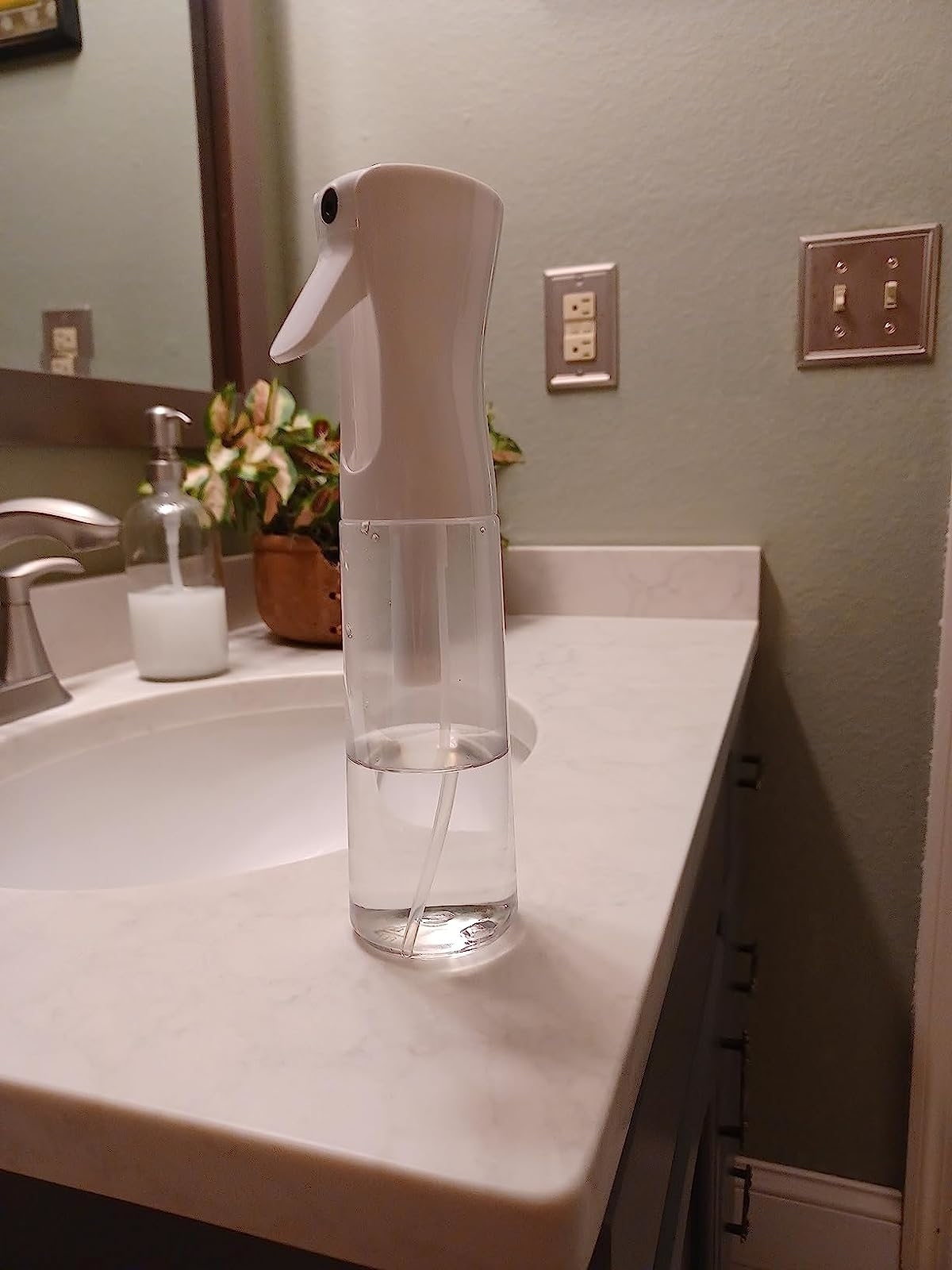 the misting water bottle