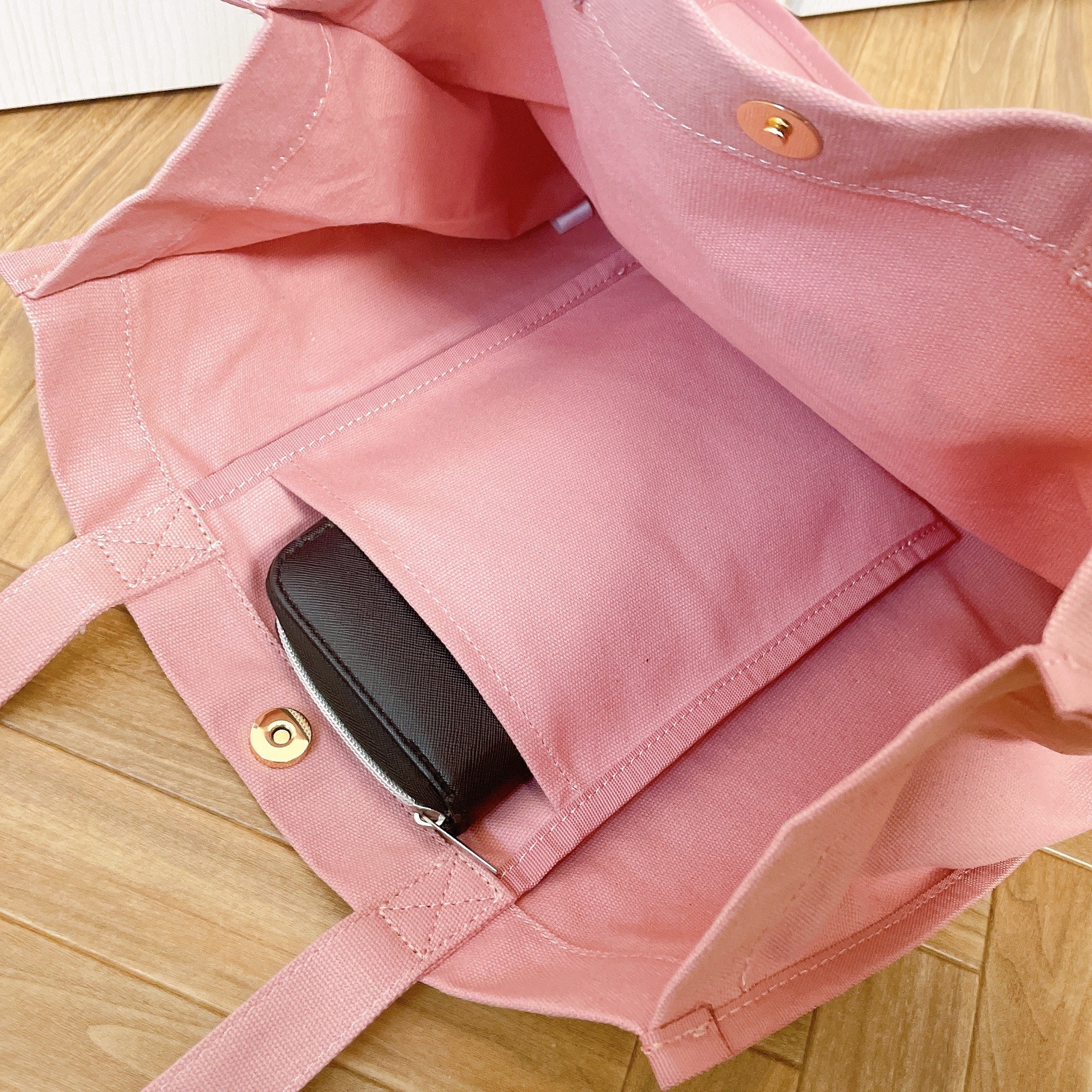 Honeys(ハニーズ)のおすすめバッグ「サンリオキャラクターズ/スクエアトート」