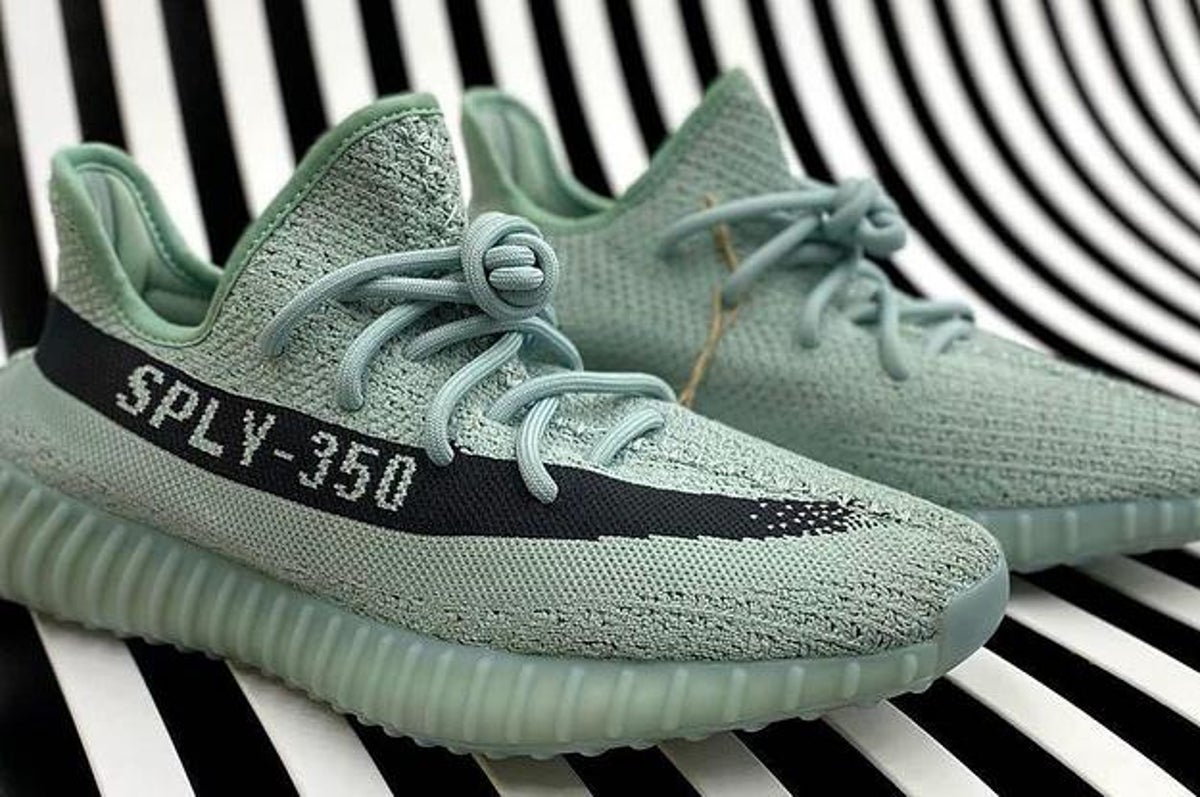 First Look at 'Salt' Adidas Yeezy Boost 350 V2 |