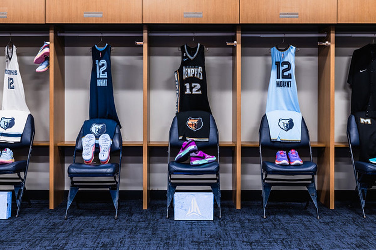 Nike JA 1 “Scratch” Honors Throwback Grizzlies Jerseys