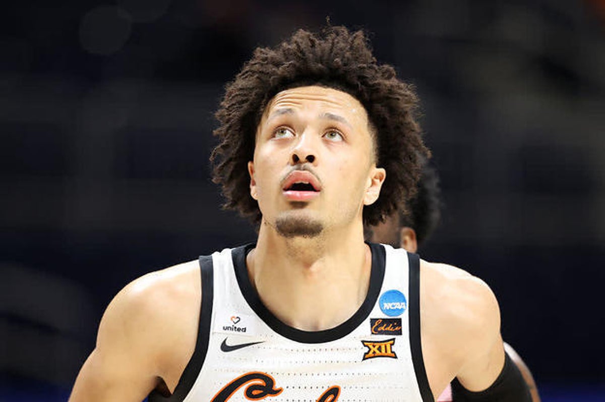 Top NBA Draft Prospect Cade Cunningham Signs with Nike