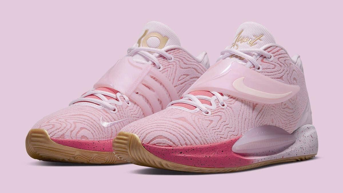 Kevin Durant continues his yearly tribute to his late Aunt Pearl with a new Nike KD 14 colorway arriving soon. Click here for a detailed look.