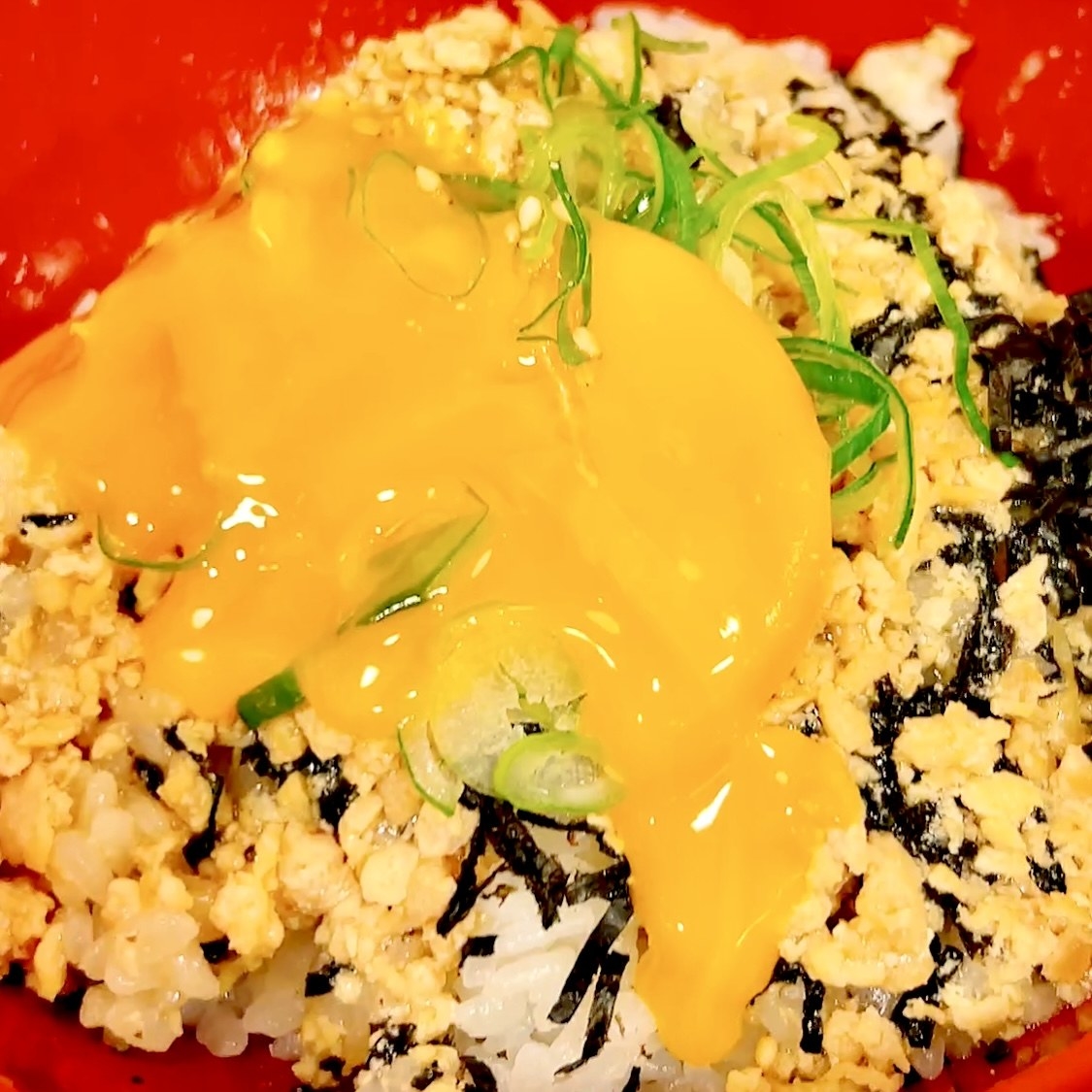 すき家のオススメの丼「とりそぼろ丼」