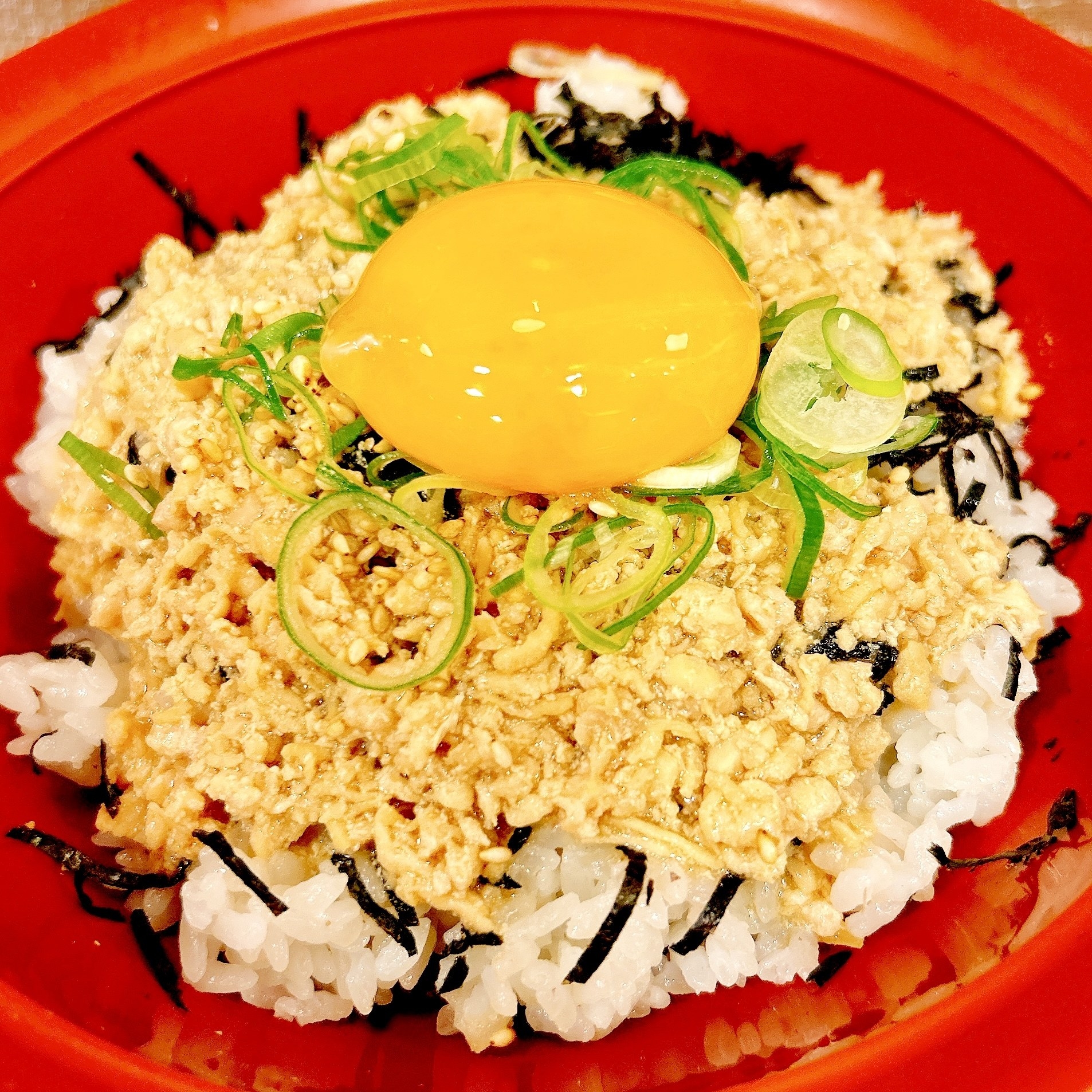 すき家のオススメの丼「とりそぼろ丼」