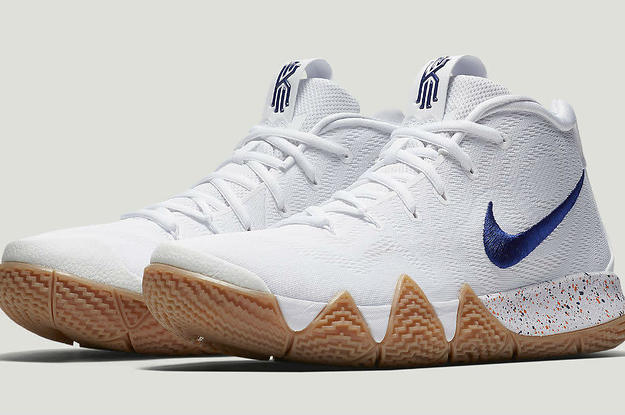 White on sale kyrie 4s