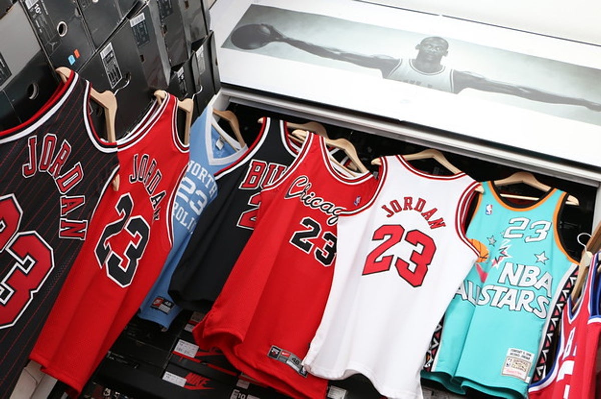 Why Michael Jordan's New Nike Bulls Jersey Infuriated Me