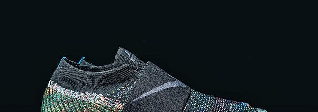 Vapormax on sale strap multicolor