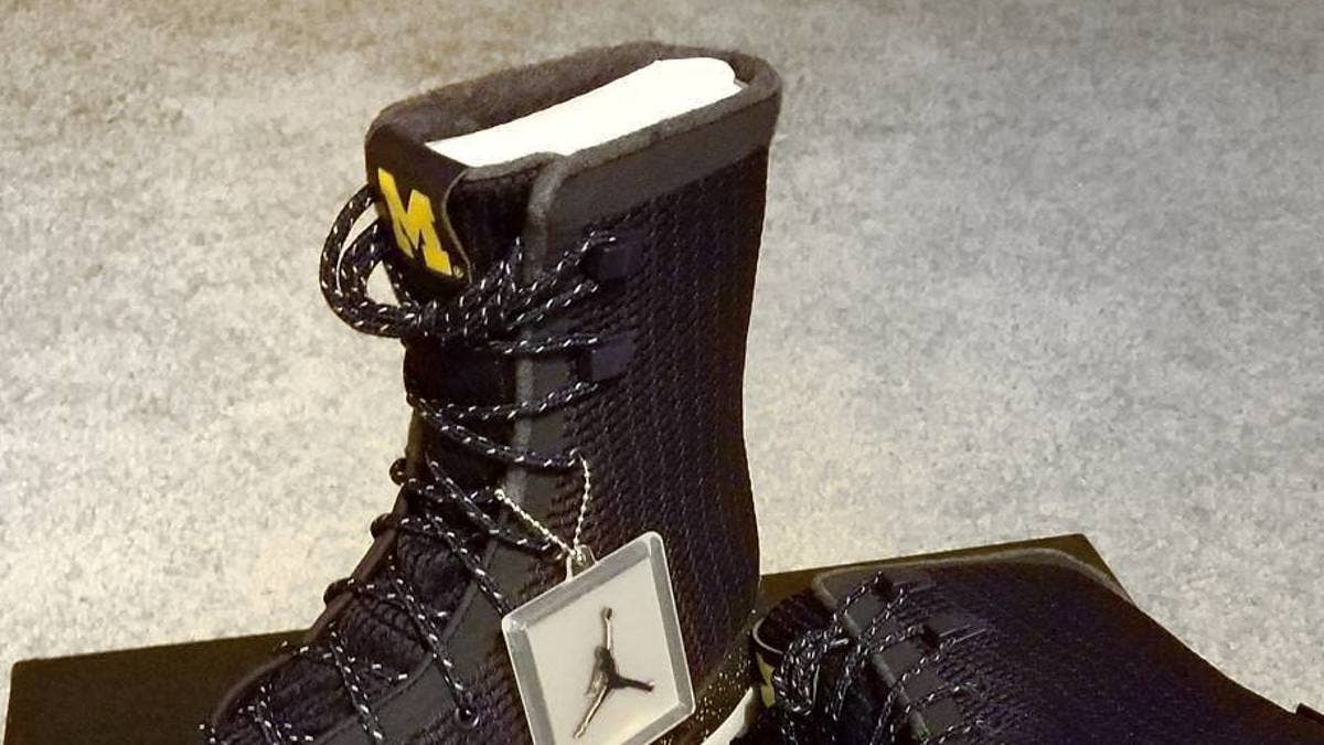 The Michigan Wolverines have custom Jordan boots for the colder months.